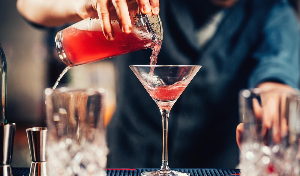 Cocktail Bartender Cocktail Bartender